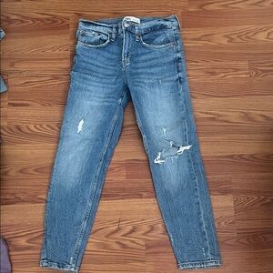 Zara Women's Distressed Blue Straight Leg Jeans